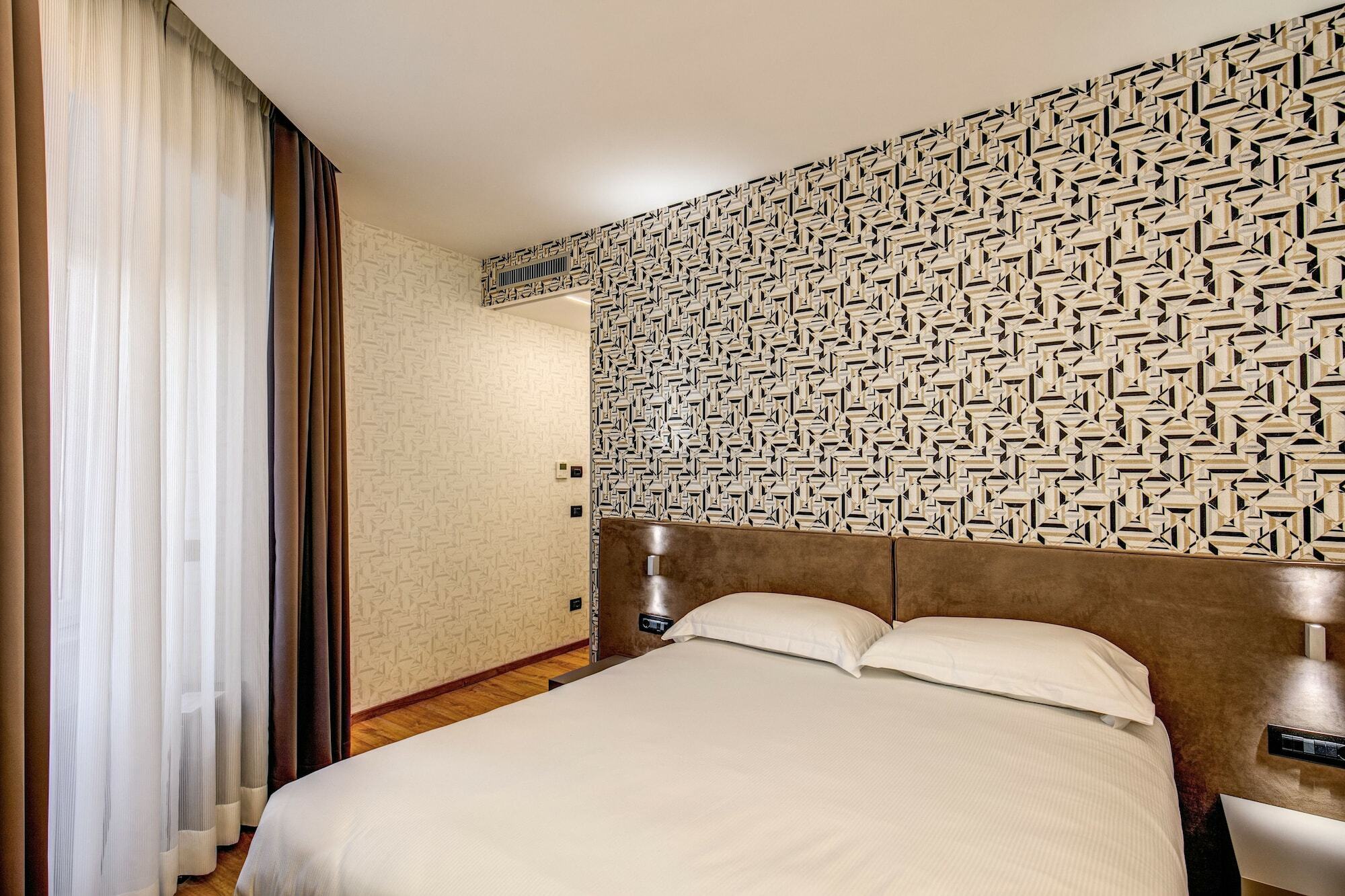 Colosseo Prestige Rooms Roma Exterior foto